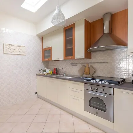 Irma Villa